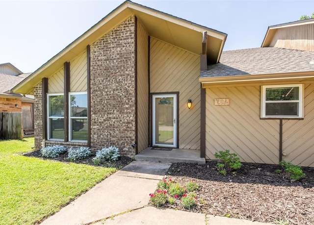 Property at 1506 Taurus Dr, Edmond, OK 73003, 3 beds, 2 baths