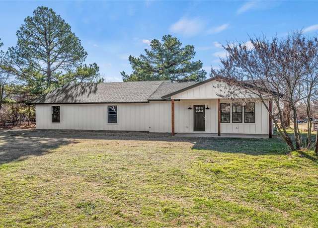 Property at 10400 NE 21st St, Oklahoma City, OK 73141, 4 beds, 2 baths