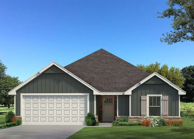 Property at 3825 Lynne Ave, Edmond, OK 73012, 3 beds, 2 baths
