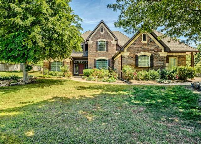 Property at 23250 Running Deer Trl, Edmond, OK 73025, 4 beds, 3.5 baths