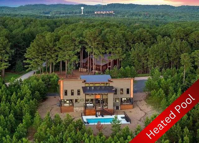 Property at 533 Scrub Oak Trl, Broken Bow, OK 74728, 6 beds, 4.5 baths
