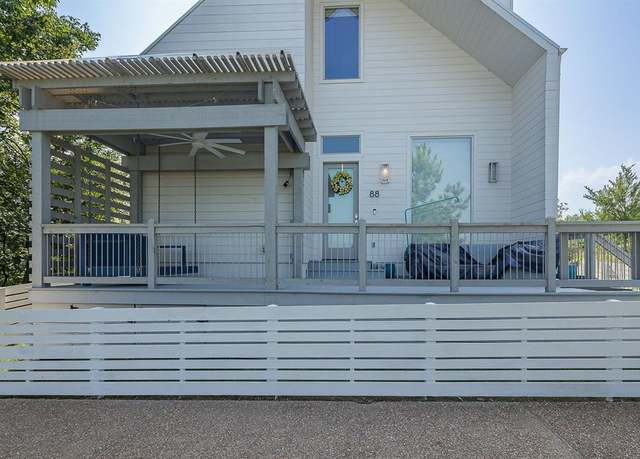 Property at 88 Pistache Ln, Carlton Landing, OK 74432, 5 beds, 4 baths