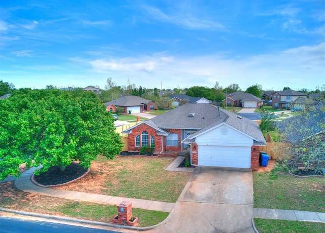 Property at 2908 Rockingham Dr, Norman, OK 73071, 3 beds, 2 baths