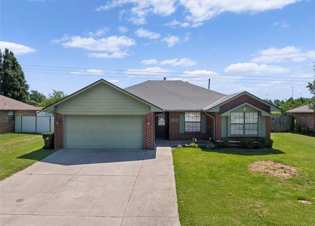 Property at 1096 Southridge Dr, Purcell, OK 73080, 4 beds, 2 baths