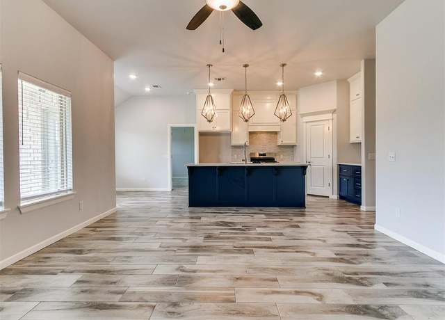 Property at 3909 Palisade Ln, Oklahoma City, OK 73179, 3 beds, 2 baths
