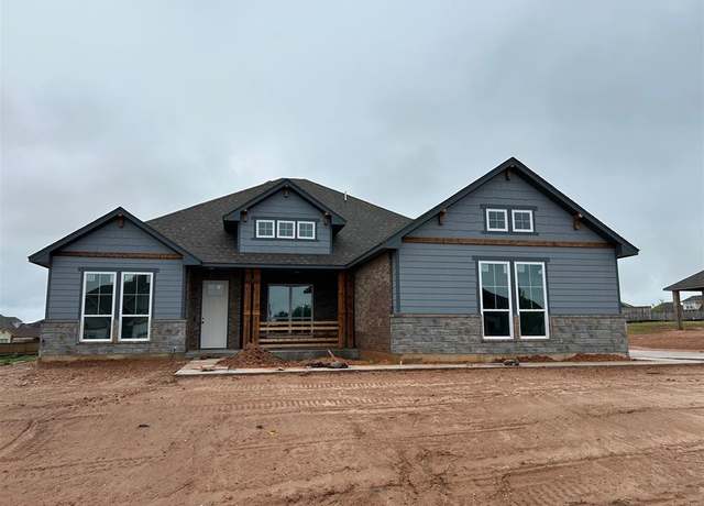 Property at 10116 NW 100th St, Yukon, OK 73099, 4 beds, 2.5 baths