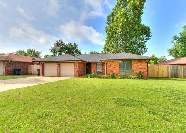 Property at 2228 Butternut Pl, Edmond, OK 73013, 3 beds, 2 baths
