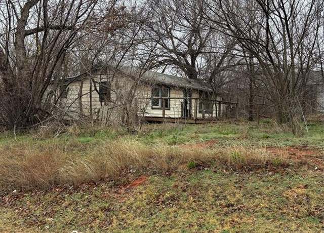 Property at 21290 E Eighth St, Hinton, OK 73047, 2 beds, 1 bath