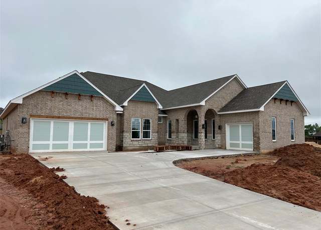 Property at 10132 NW 100th St, Yukon, OK 73099, 5 beds, 4.5 baths