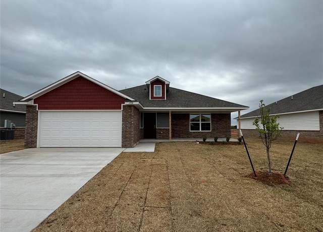 Property at 1220 E Stetson Ln, Mustang, OK 73064, 3 beds, 2 baths