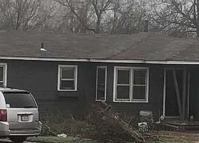 Property at 904 Cypress Cv, Midwest City, OK 73110, 6 beds, 2 baths