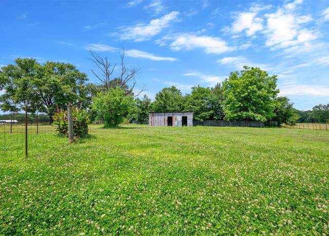 Property at 2991 Peavey Xing, Broken Bow, OK 74728, 2 beds, 2 baths