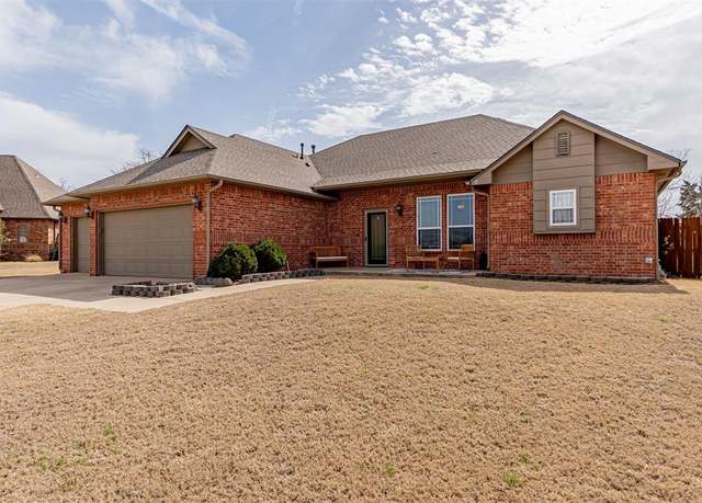 Property at 1240 Lone Oak St, Guthrie, OK 73044, 3 beds, 2 baths