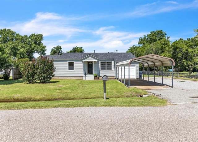Property at 2901 Pine Ave, Oklahoma City, OK 73126, 3 beds, 2 baths