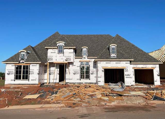 Property at 4001 Stone Hollow Ln, Edmond, OK 73034, 3 beds, 2.5 baths