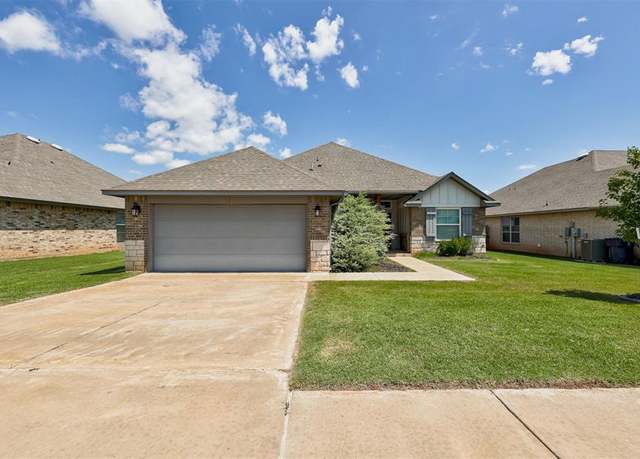 Property at 4213 NW 155th St, Edmond, OK 73013, 3 beds, 2 baths