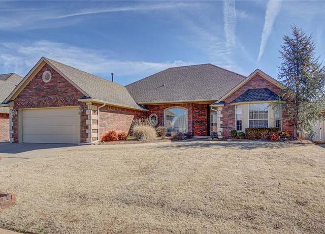 Property at 15212 Shadow Mountain Dr, Edmond, OK 73013, 3 beds, 2.5 baths