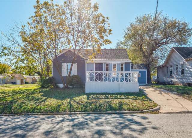 Property at 1601 W Missouri Ave, Chickasha, OK 73018, 4 beds, 2 baths