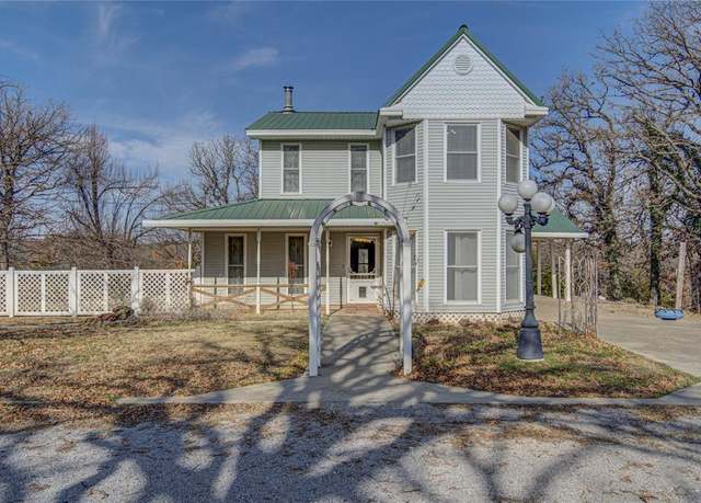 Property at 10440 S Luther Rd, Newalla, OK 74857, 3 beds, 2.5 baths