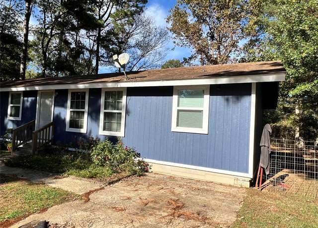 Property at 107 NE Sequoyah Ln, Broken Bow, OK 74728, 4 beds, 2 baths
