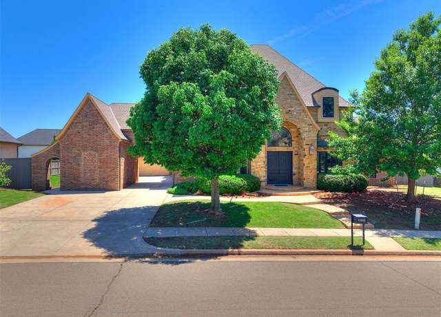 Property at 17412 Hawks View Ct, Edmond, OK 73012, 6 beds, 5 baths