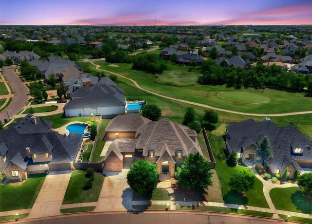 Property at 17412 Hawks View Ct, Edmond, OK 73012, 6 beds, 5 baths