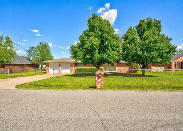 Property at 320 Hisel Rd, Del City, OK 73115, 3 beds, 2 baths