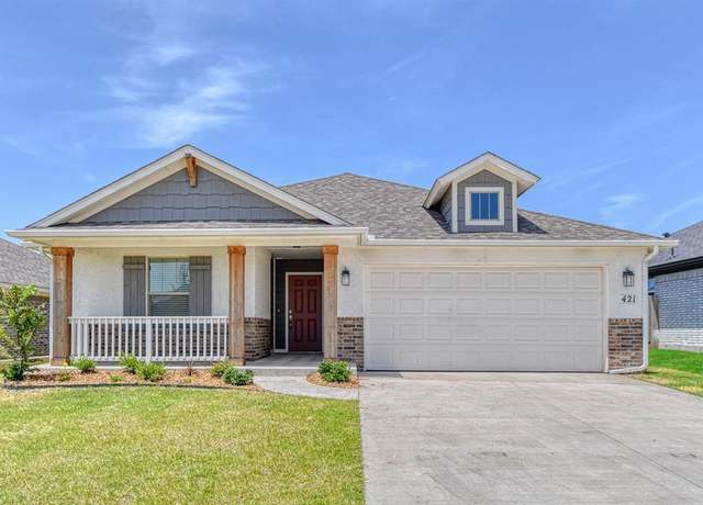 Property at 421 Pergola St, Yukon, OK 73099, 3 beds, 2 baths