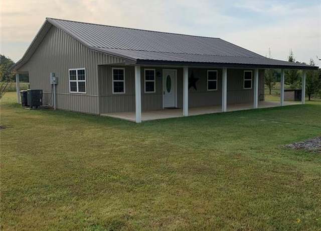 Property at 30235 Johnson Rd, Maud, OK 74854, 3 beds, 2 baths