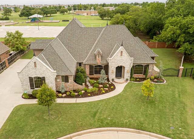 Property at 1505 SW 113 Pl, Oklahoma City, OK 73170, 3 beds, 3.5 baths