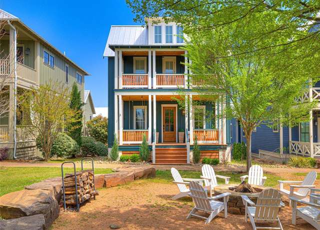 Property at 32 S Center Ln, Carlton Landing, OK 74432, 5 beds, 4.5 baths