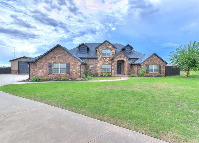 Property at 9900 Stefano Cir, Yukon, OK 73099, 4 beds, 4 baths