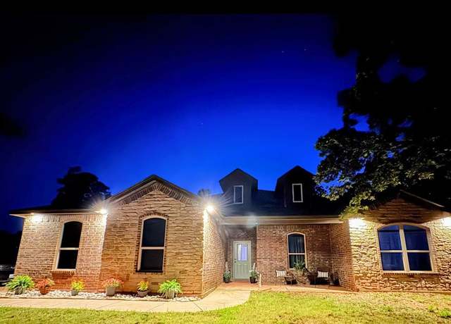 Property at 940437 S 3310 Rd, Wellston, OK 74881, 3 beds, 2 baths