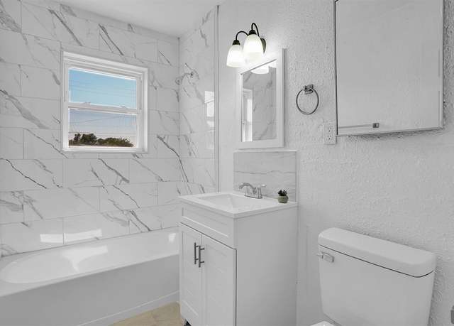 Property at 1518 Adams St, Altus, OK 73521, 2 beds, 1 bath