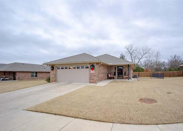 Property at 320 Meadow Dr, Newcastle, OK 73065, 2 beds, 2 baths