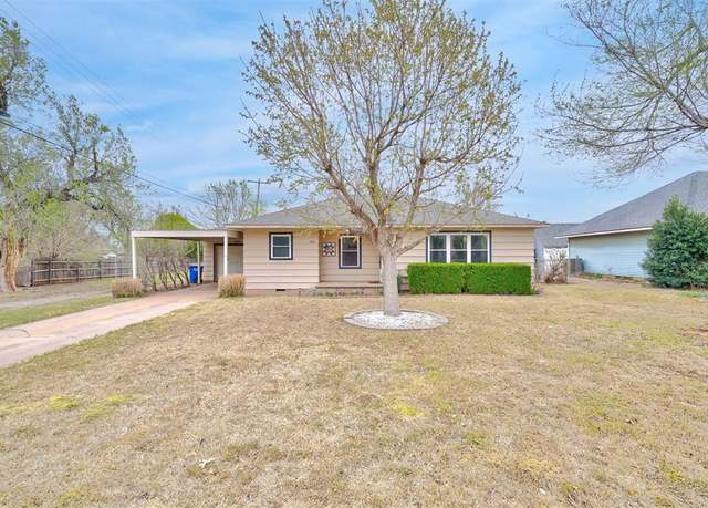 Property at 210 N 2nd St, Okarche, OK 73762, 2 beds, 1 bath