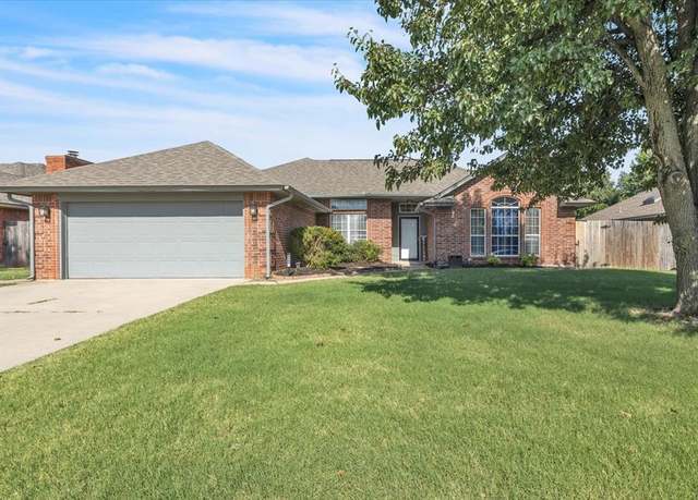 Property at 8000 N Mckee Blvd, Oklahoma City, OK 73132, 3 beds, 2 baths