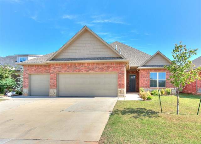 Property at 404 Braxton Way, Yukon, OK 73099, 4 beds, 2.5 baths