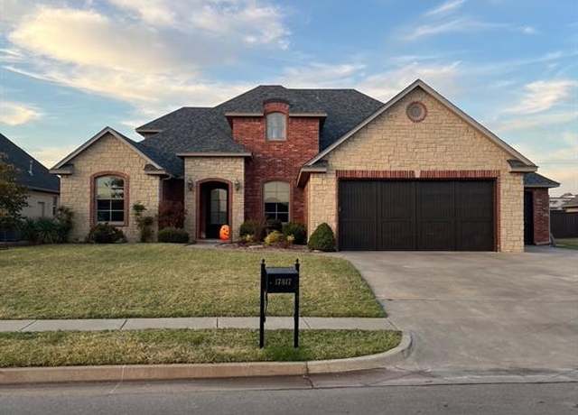 Property at 17817 Prairie Sky Way, Edmond, OK 73012, 4 beds, 3.5 baths