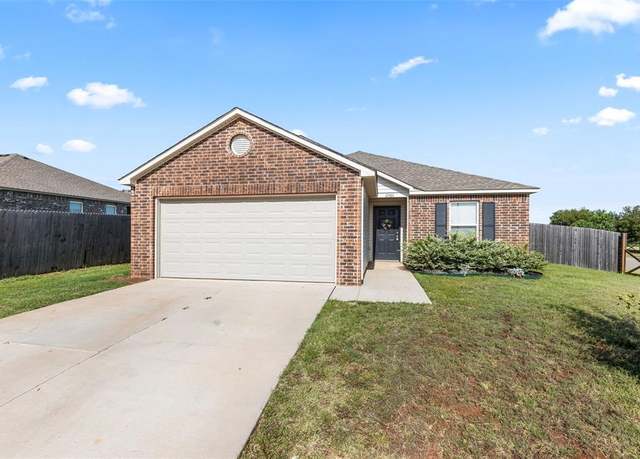Property at 11501 Ruger Rd, Yukon, OK 73099, 3 beds, 2 baths