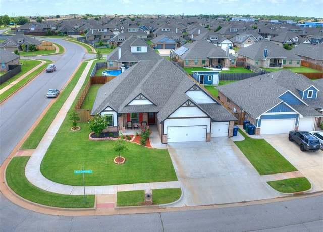 Property at 701 Bison Crossing Dr, Yukon, OK 73099, 5 beds, 3 baths