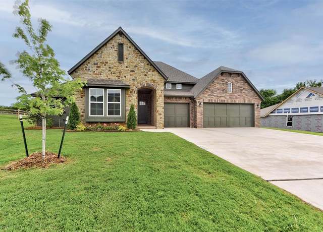 Property at 14500 Rushing Ln, Edmond, OK 73025, 4 beds, 3 baths