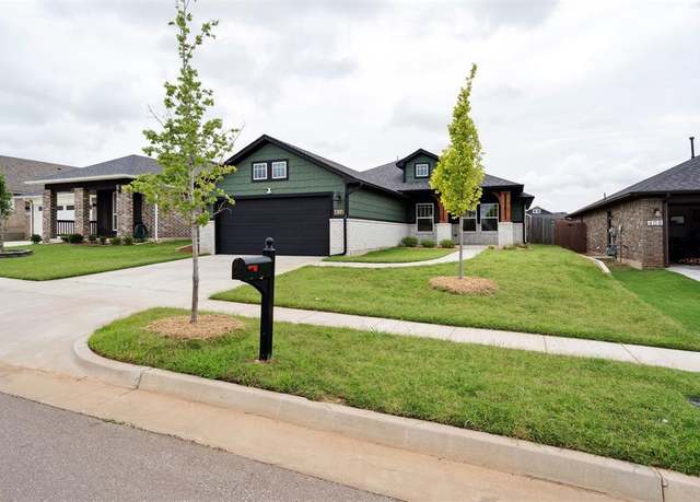 Property at 412 Vista Dr, Yukon, OK 73099, 3 beds, 2 baths