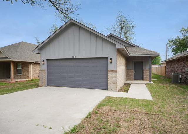 Property at 422 Grove St, Perry, OK 73077, 3 beds, 2 baths