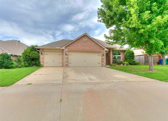 Property at 1205 NW 190th Pl, Edmond, OK 73012, 3 beds, 2.5 baths