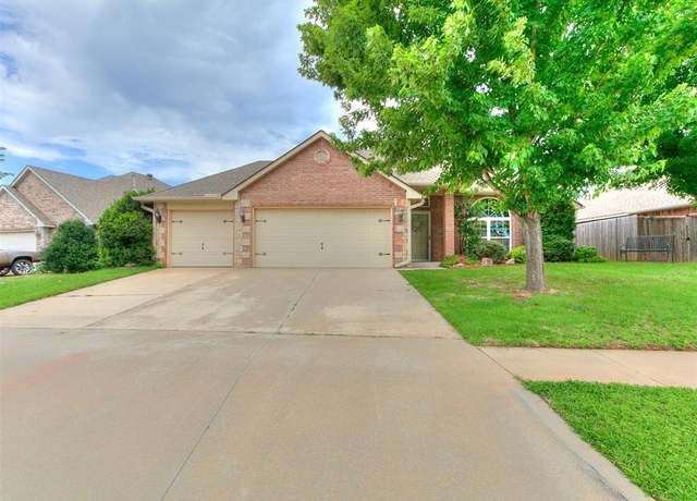 Property at 1205 NW 190th Pl, Edmond, OK 73012, 3 beds, 2.5 baths