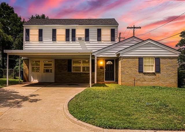 Property at 312 Jon St, Guthrie, OK 73044, 5 beds, 2 baths