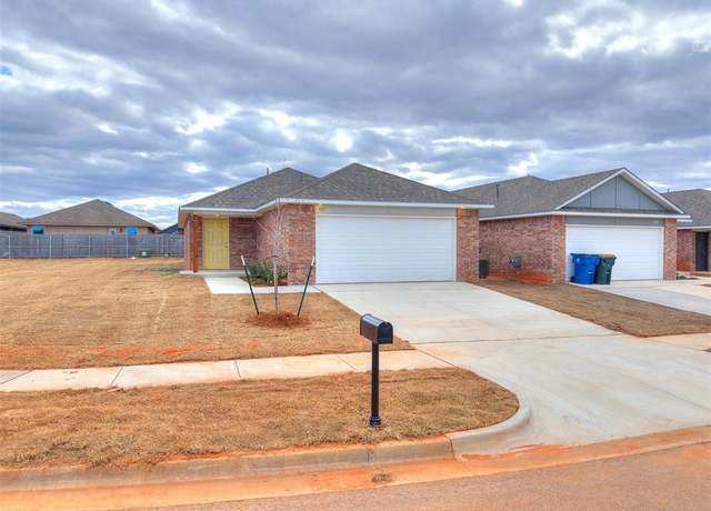 Property at 923 Hudson Rd, Chickasha, OK 73018, 3 beds, 2 baths