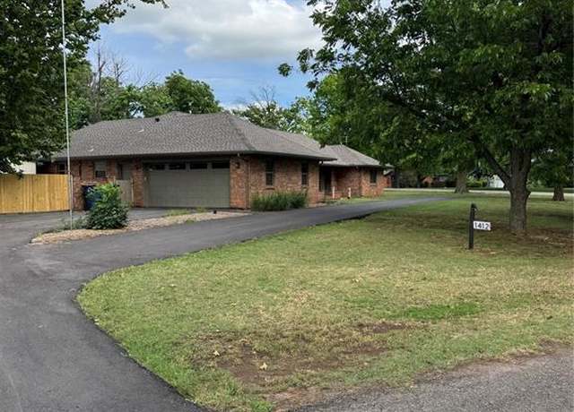 Property at 1412 Mockingbird Rd, Guthrie, OK 73044, 3 beds, 2 baths