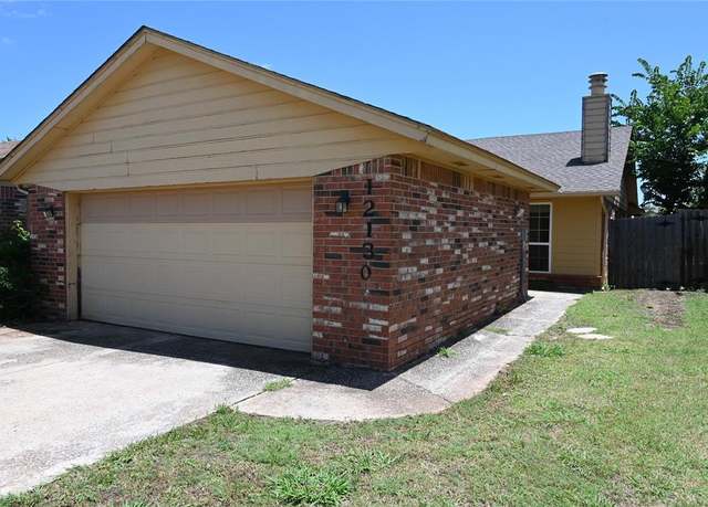 Property at 12130 Windmill Rd, Oklahoma City, OK 73162, 3 beds, 2 baths